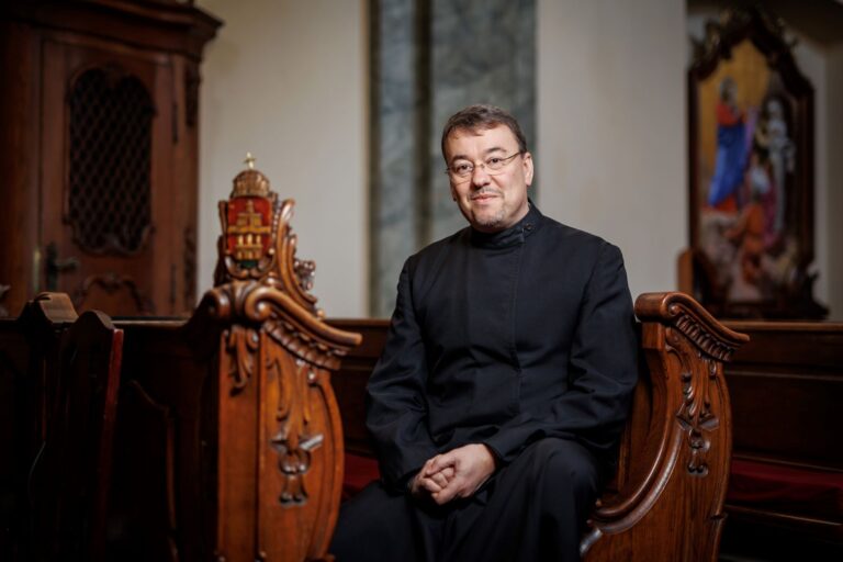 Jézus influenszer, de nem idétlen videókkal üzen