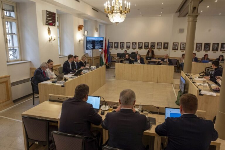 Stabil lábakon a költségvetés