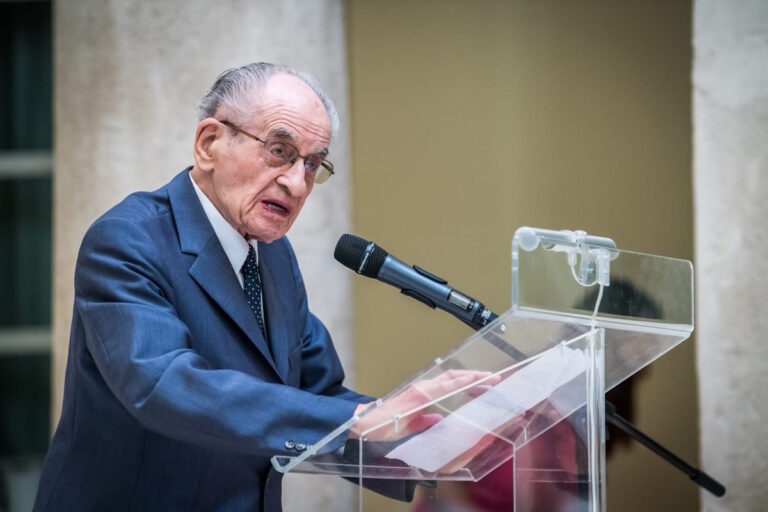 Elhunyt az ország legidősebb háziorvosa